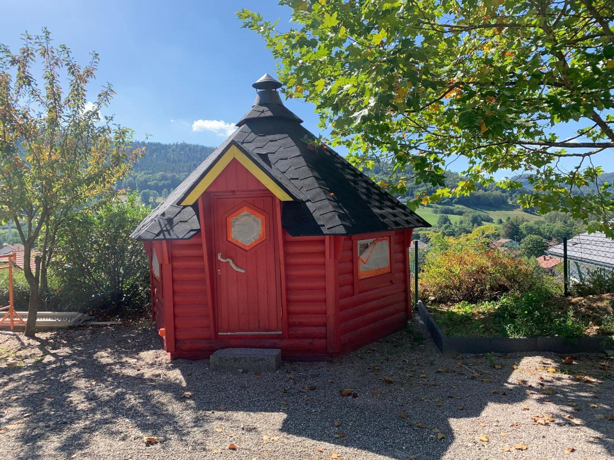 Chalet Fresse-sur-Moselle, 6 pièces, 12 personnes - FR-1-589-313 Extérieur photo